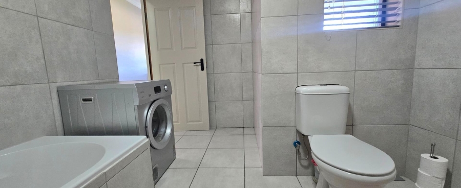 4 Bedroom Property for Sale in Kleinbaai Western Cape